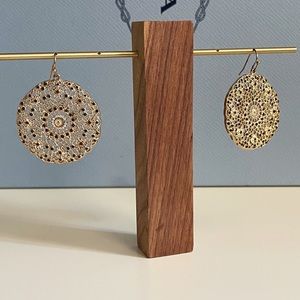 Anthropologie Round Filigree Gold Tone Black Stone Rhinestone Round Earrings